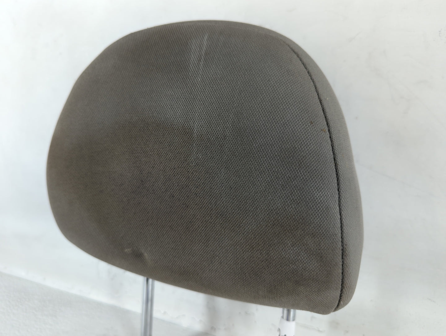 2006-2009 Chevrolet Hhr Headrest Head Rest Front Driver Passenger Seat Fits Fits 2006 2007 2008 2009 OEM Used Auto Parts - Oemusedautoparts1.com