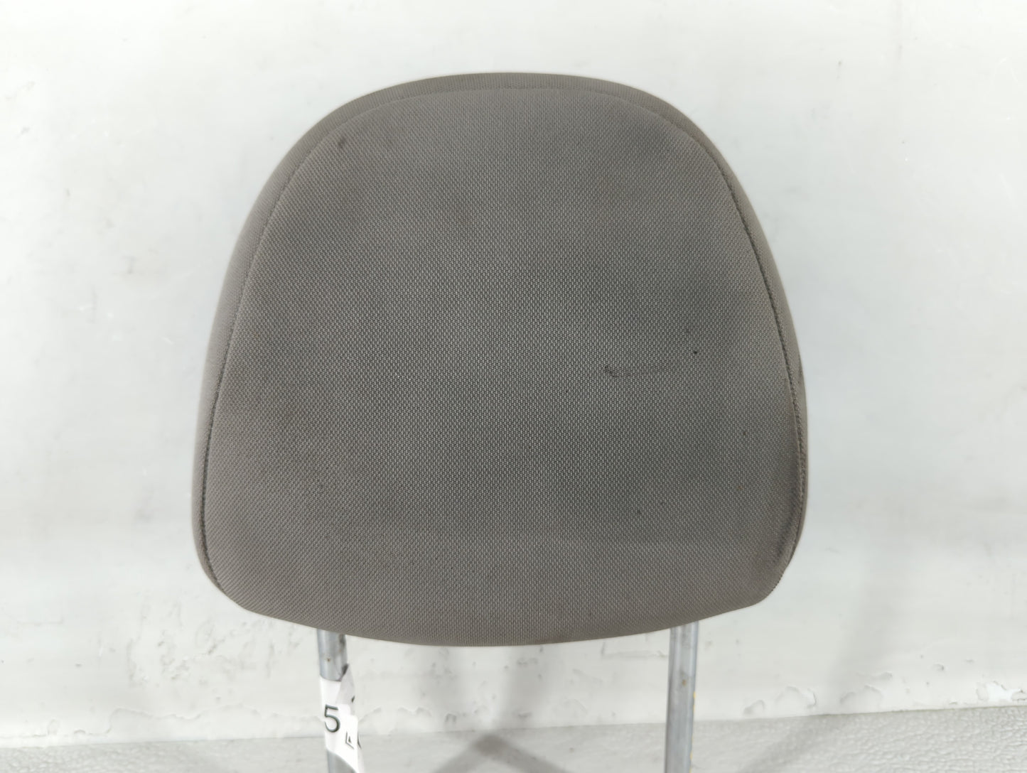 2006-2009 Chevrolet Hhr Headrest Head Rest Front Driver Passenger Seat Fits Fits 2006 2007 2008 2009 OEM Used Auto Parts - Oemusedautoparts1.com