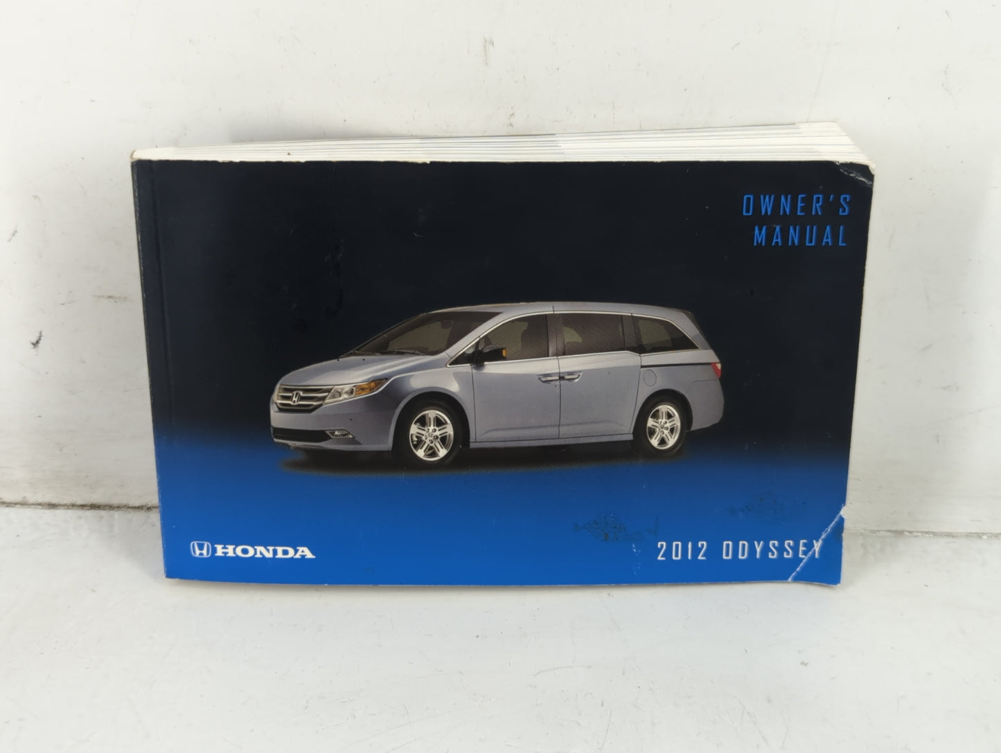 2012 Honda Odyssey Owners Manual Book Guide P/N:00X31-TK8-6100 31TK8610 OEM Used Auto Parts - Oemusedautoparts1.com