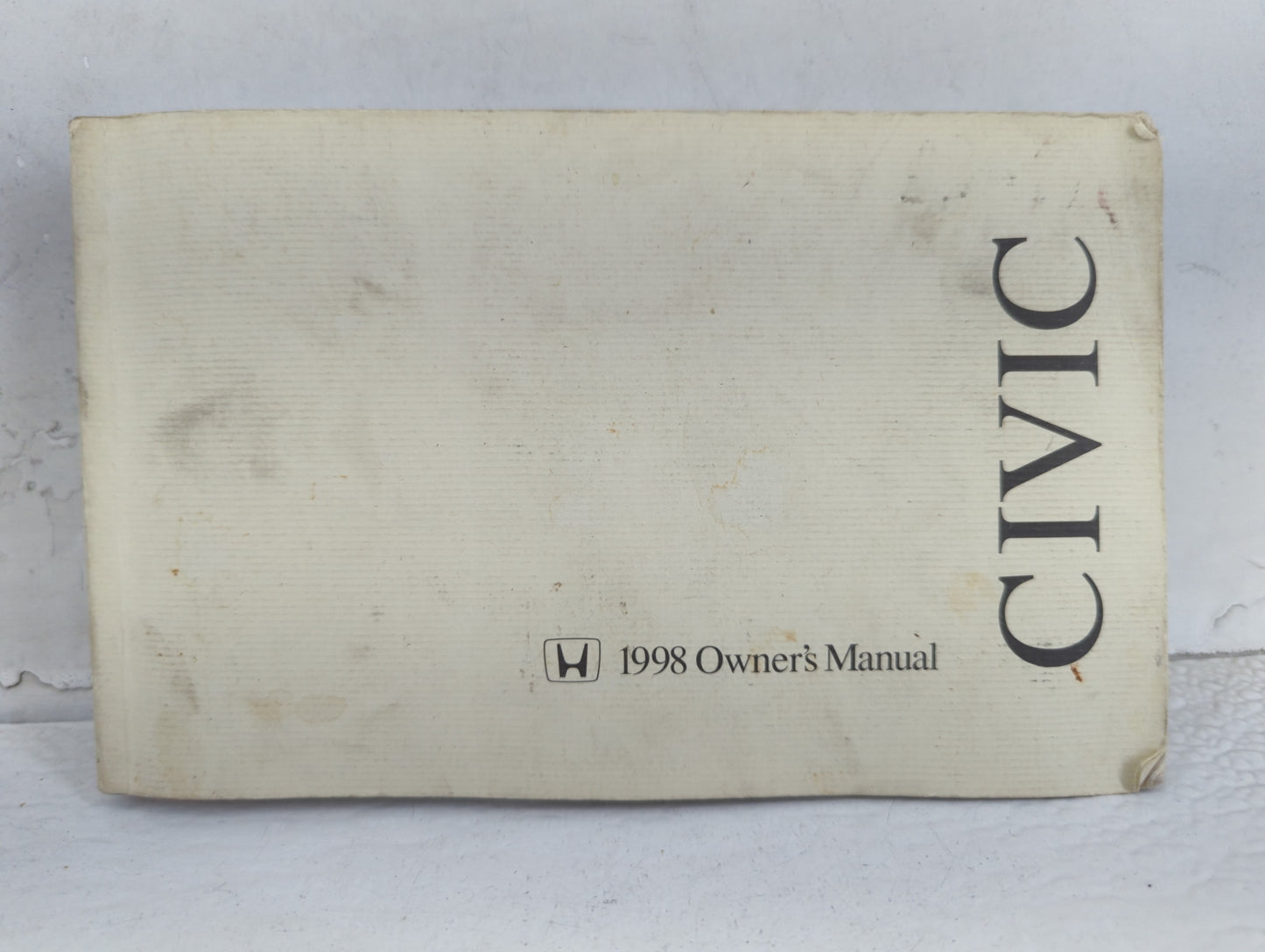 1998 Honda Civic Owners Manual Book Guide P/N:00X31-S01-6200 OEM Used Auto Parts - Oemusedautoparts1.com