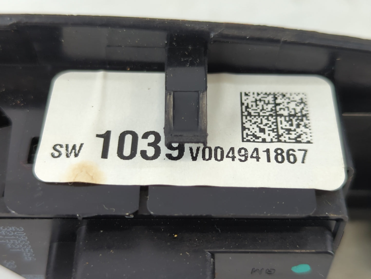 2013-2013 Chevrolet Malibu Passenger Right Power Window Switch - Oemusedautoparts1.com