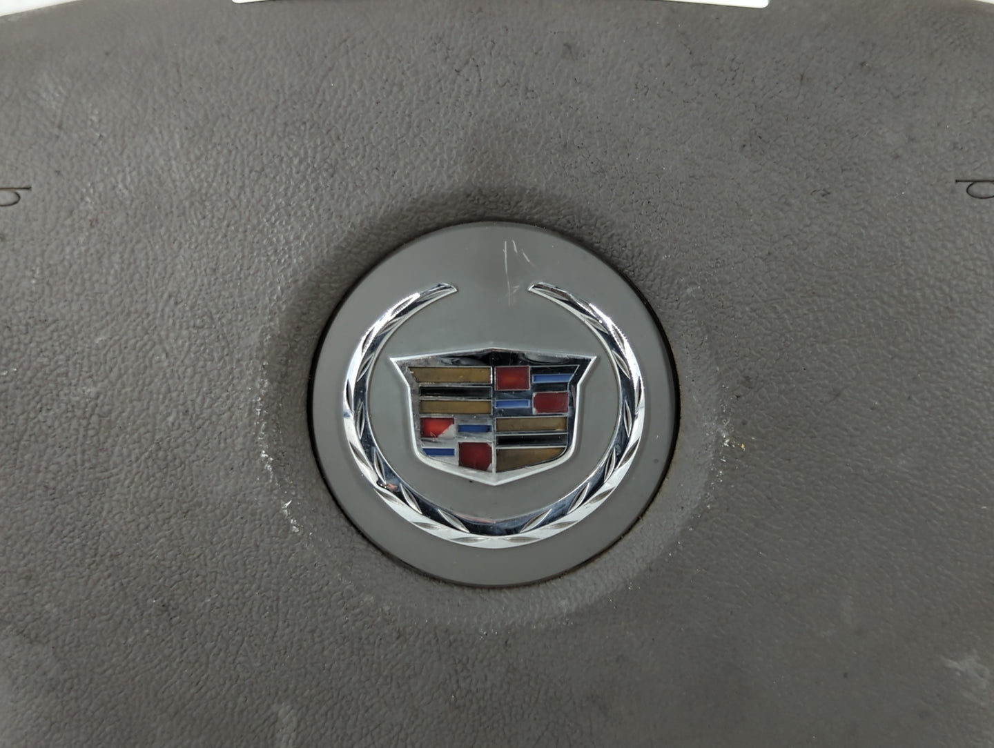 2006-2011 Cadillac Dts Air Bag Driver Left Steering Wheel Mounted P/N:30375609A Fits Fits 2006 2007 2008 2009 2010 2011 OEM Used Auto Parts - Oemusedautoparts1.com