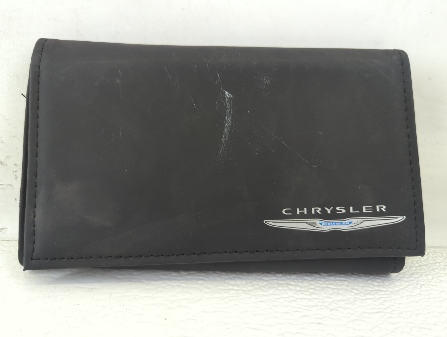 2015 Chrysler 300 Owners Manual Book Guide P/N:15C481-926-AA OEM Used Auto Parts - Oemusedautoparts1.com