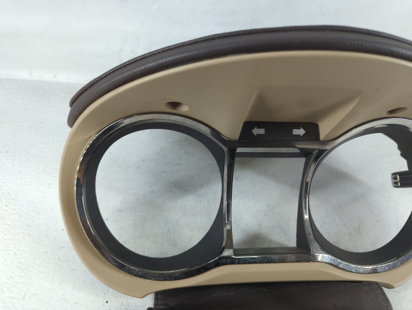2011 Buick Lacrosse Radio Climate Panel Bezel - Oemusedautoparts1.com