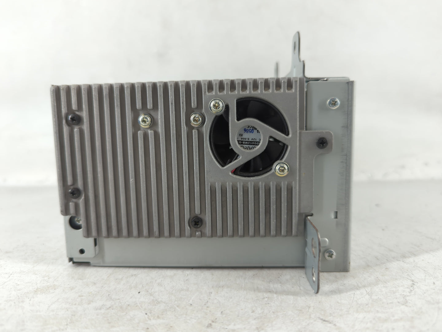 2011-2012 Buick Lacrosse Radio AM FM Cd Player Receiver Replacement P/N:20983517 Fits Fits 2010 2011 2012 OEM Used Auto Parts - Oemusedautoparts1.com