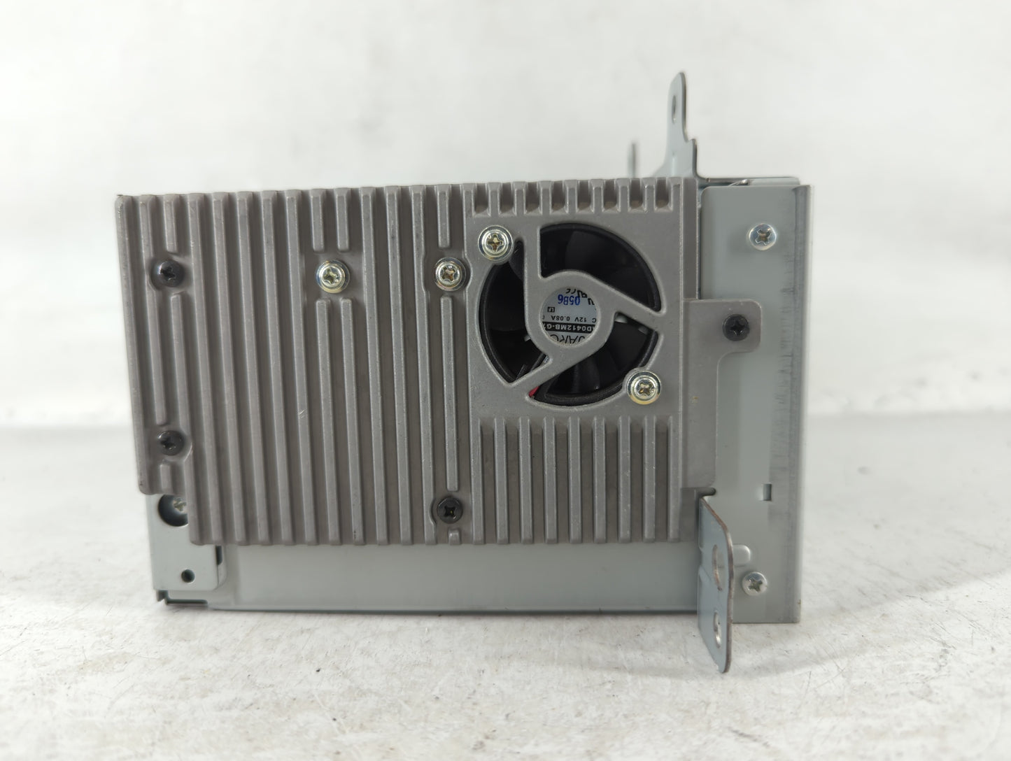 2011-2012 Buick Lacrosse Radio AM FM Cd Player Receiver Replacement P/N:20983517 Fits Fits 2010 2011 2012 OEM Used Auto Parts - Oemusedautoparts1.com