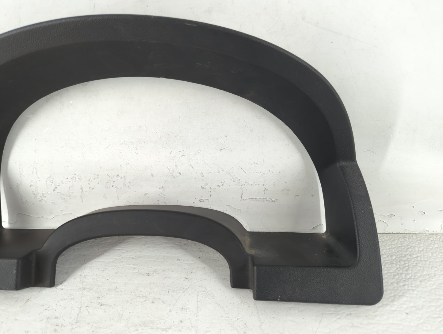2008 Chevrolet Equinox Instrument Cluster Bezel - Oemusedautoparts1.com
