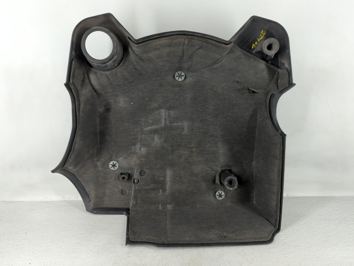 2008 Chevrolet Equinox Engine Cover - Oemusedautoparts1.com