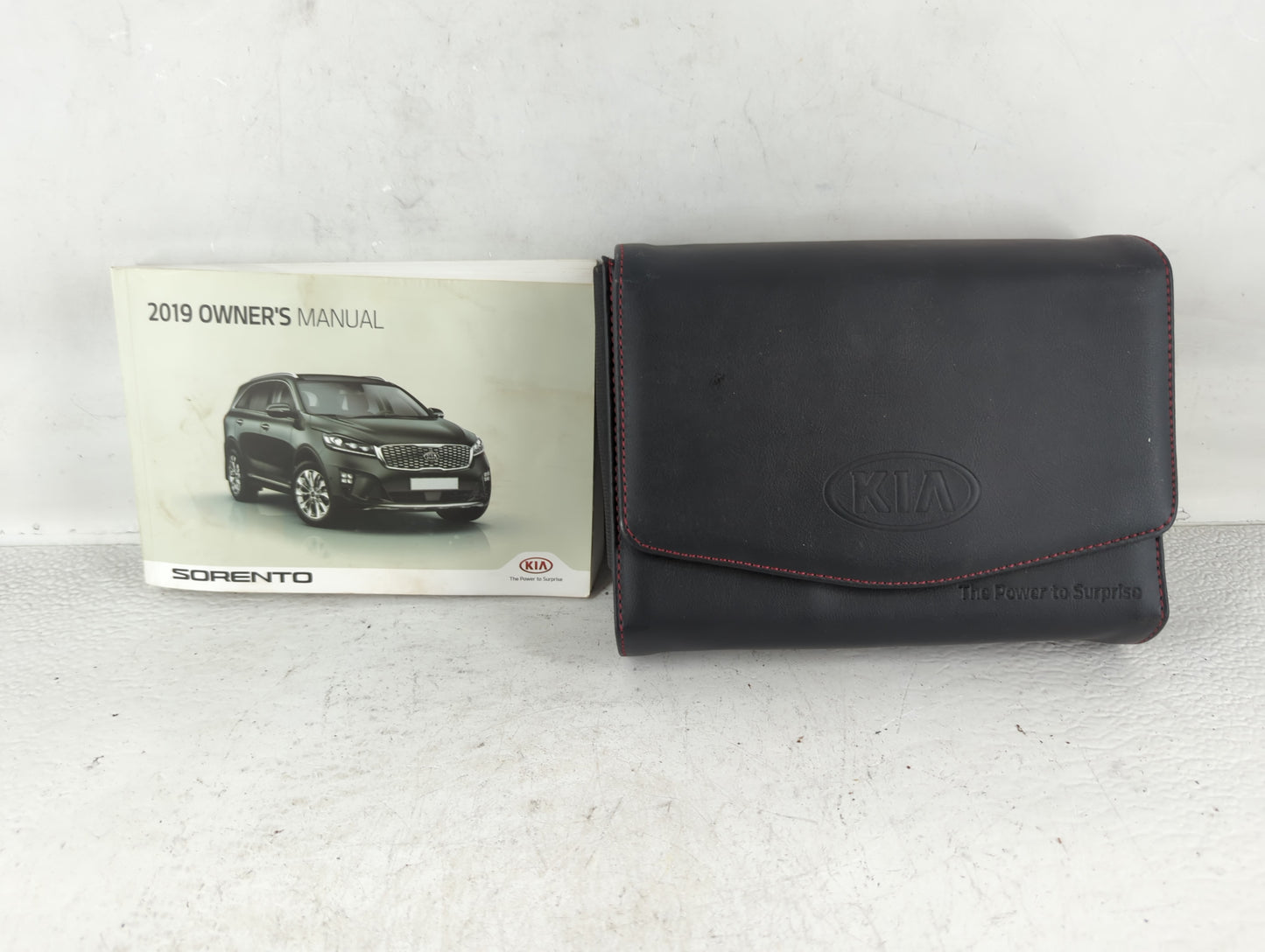 2019 Kia Sorento Owners Manual Book Guide OEM Used Auto Parts - Oemusedautoparts1.com