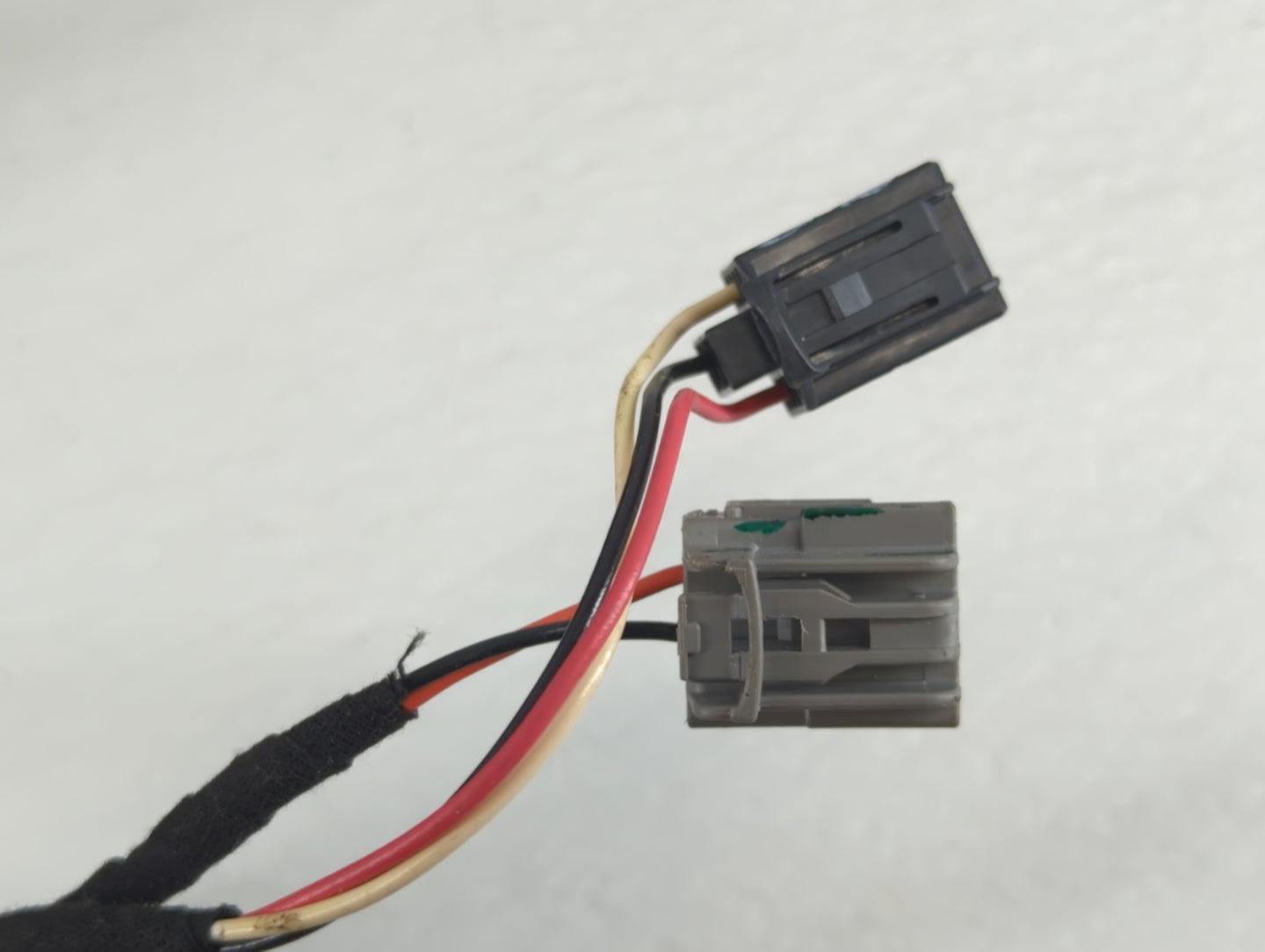 2017 Jeep Compass Side Mirror Replacement Passenger Right View Door Mirror Fits OEM Used Auto Parts - Oemusedautoparts1.com