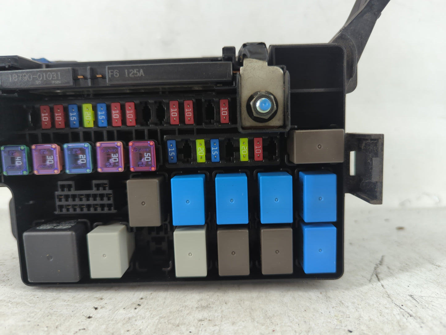 2012-2013 Kia Soul Fusebox Fuse Box Panel Relay Module P/N:914072K140 Fits Fits 2012 2013 OEM Used Auto Parts - Oemusedautoparts1.com