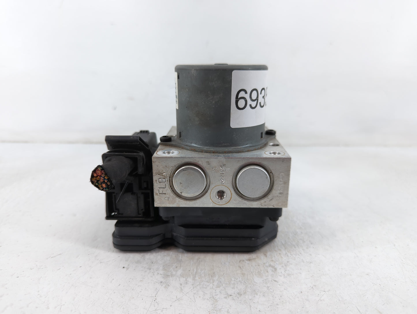 2011-2013 Hyundai Elantra ABS Pump Control Module Replacement P/N:58920-3X700 Fits Fits 2011 2012 2013 OEM Used Auto Parts - Oemusedautoparts1.com