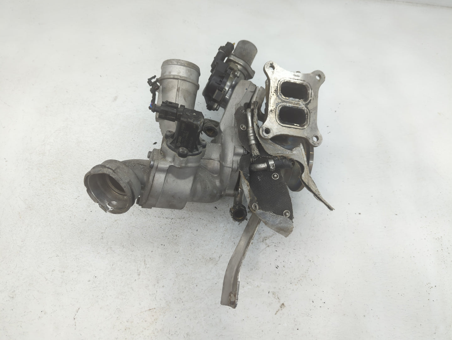 2012 Volkswagen Passat Turbocharger Exhaust Manifold With Turbo Charger - Oemusedautoparts1.com