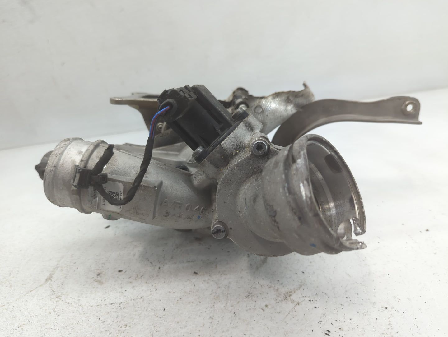2012 Volkswagen Passat Turbocharger Exhaust Manifold With Turbo Charger - Oemusedautoparts1.com