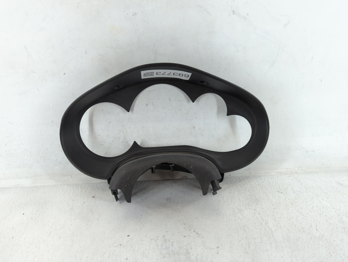 2008 Pontiac G6 Instrument Cluster Bezel - Oemusedautoparts1.com