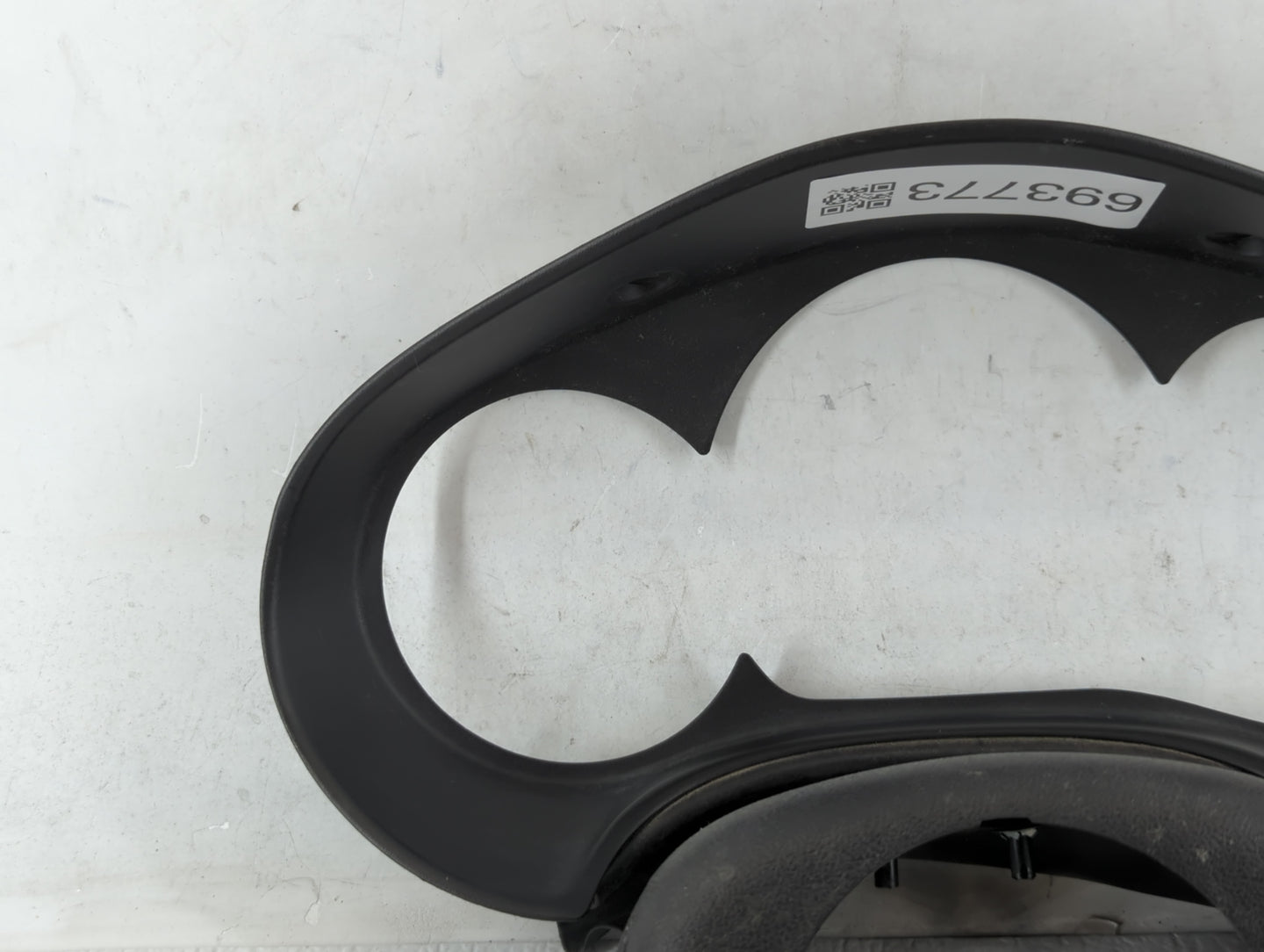 2008 Pontiac G6 Instrument Cluster Bezel - Oemusedautoparts1.com