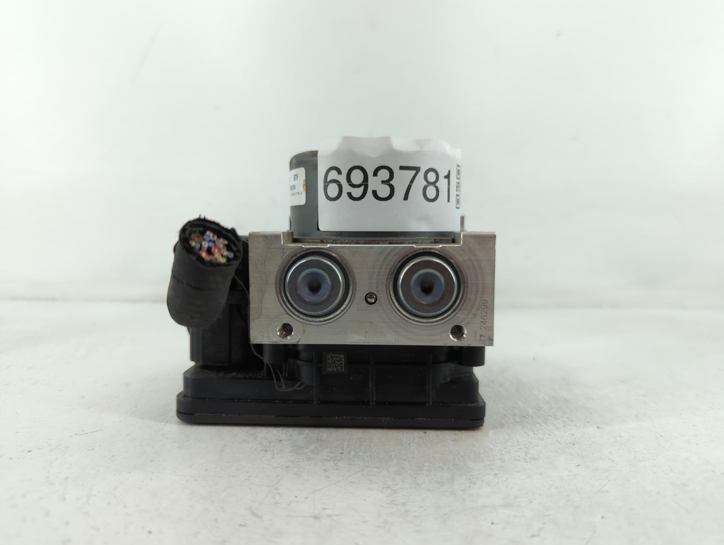2018-2019 Cadillac Xts ABS Pump Control Module Replacement P/N:84301232 Fits Fits 2018 2019 OEM Used Auto Parts - Oemusedautoparts1.com
