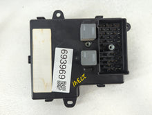 2008-2012 Chevrolet Malibu Fusebox Fuse Box Panel Relay Module P/N:28220277 20866605 Fits Fits 2008 2009 2010 2011 2012 OEM Used Auto Parts