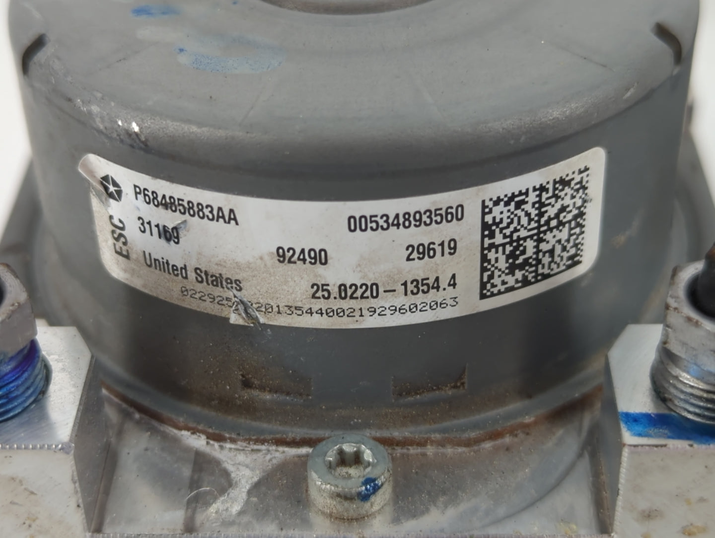 2020 Jeep Compass ABS Pump Control Module Replacement P/N:P68485883AA Fits OEM Used Auto Parts - Oemusedautoparts1.com