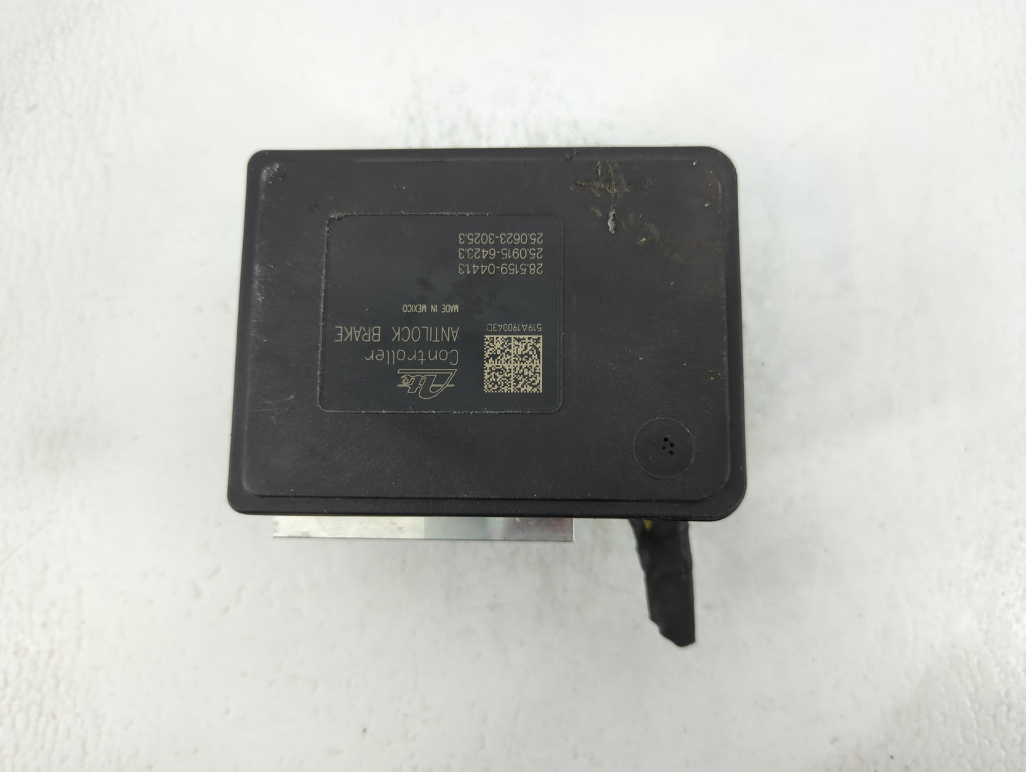 2020 Jeep Compass ABS Pump Control Module Replacement P/N:P68485883AA Fits OEM Used Auto Parts - Oemusedautoparts1.com