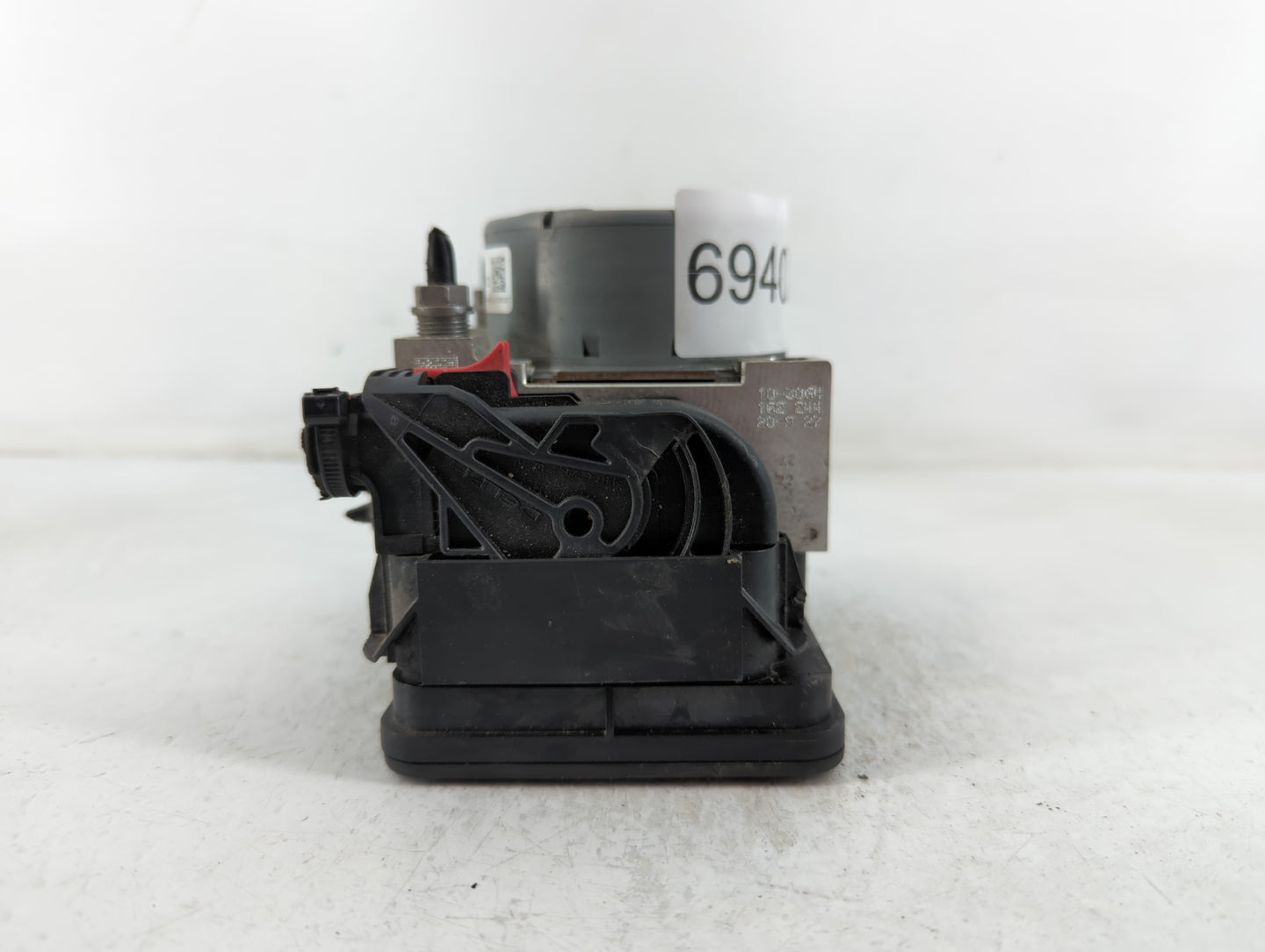2015-2016 Volkswagen Golf ABS Pump Control Module Replacement P/N:3Q0 614 517 T Fits Fits 2015 2016 2017 OEM Used Auto Parts - Oemusedautoparts1.com