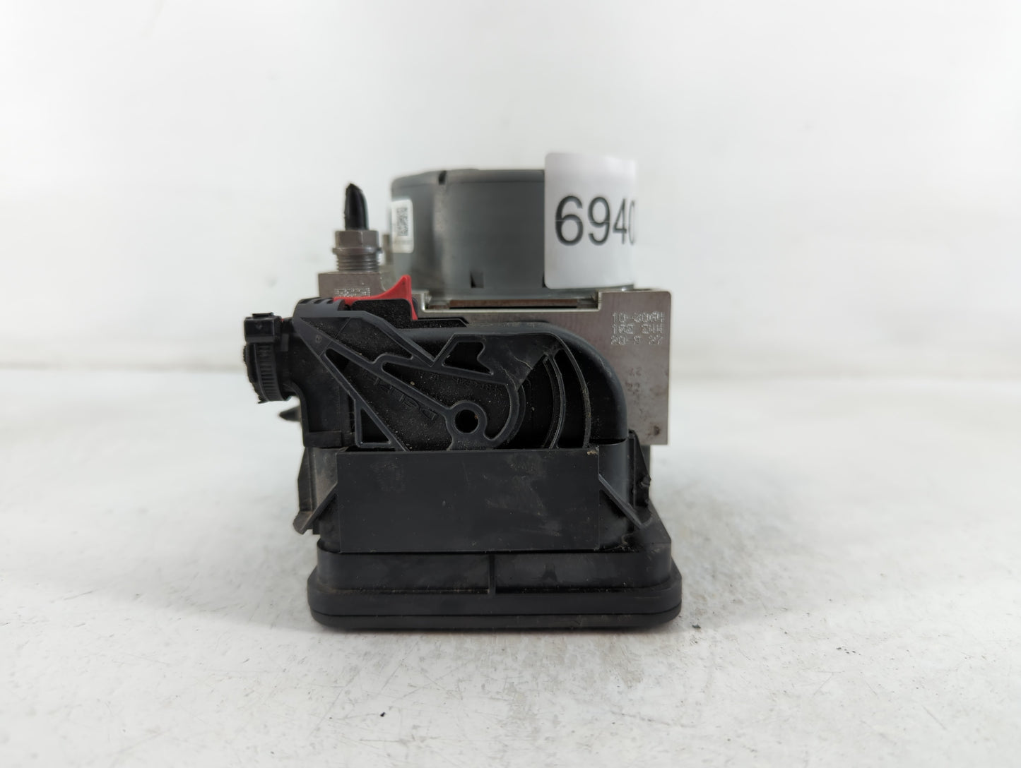 2015-2016 Volkswagen Golf ABS Pump Control Module Replacement P/N:3Q0 614 517 T Fits Fits 2015 2016 2017 OEM Used Auto Parts - Oemusedautoparts1.com
