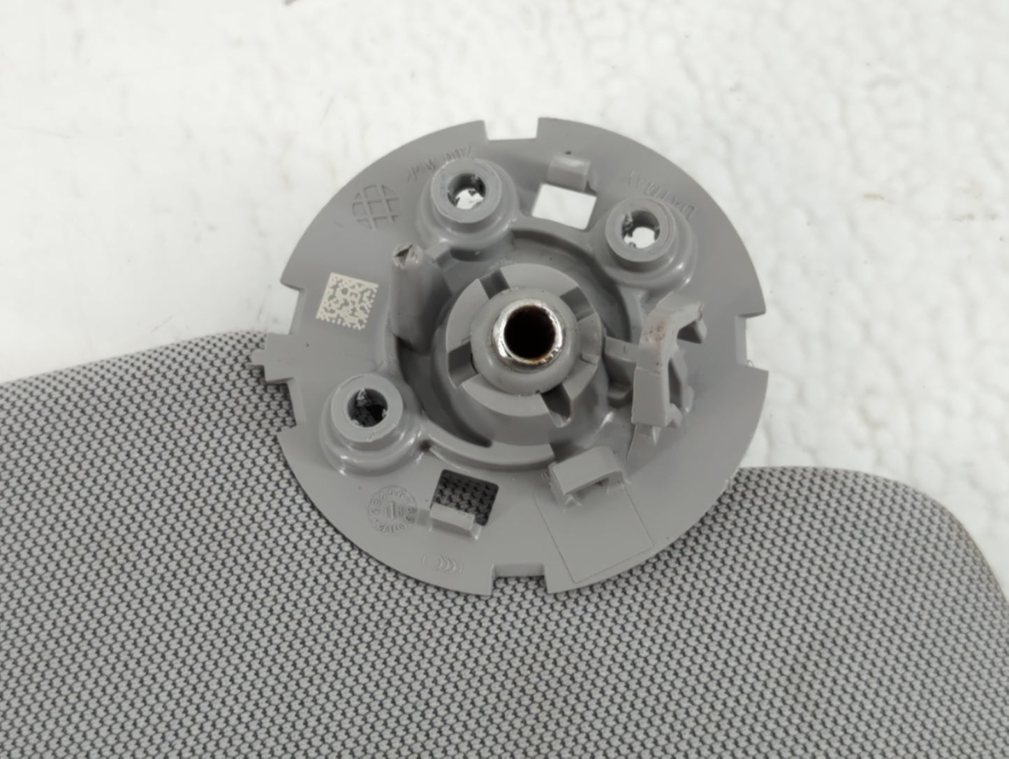 2017-2021 Chevrolet Trax Sun Visor Shade Replacement Passenger Right Mirror Fits Fits 2017 2018 2019 2020 2021 OEM Used Auto Parts - Oemusedautoparts1.com