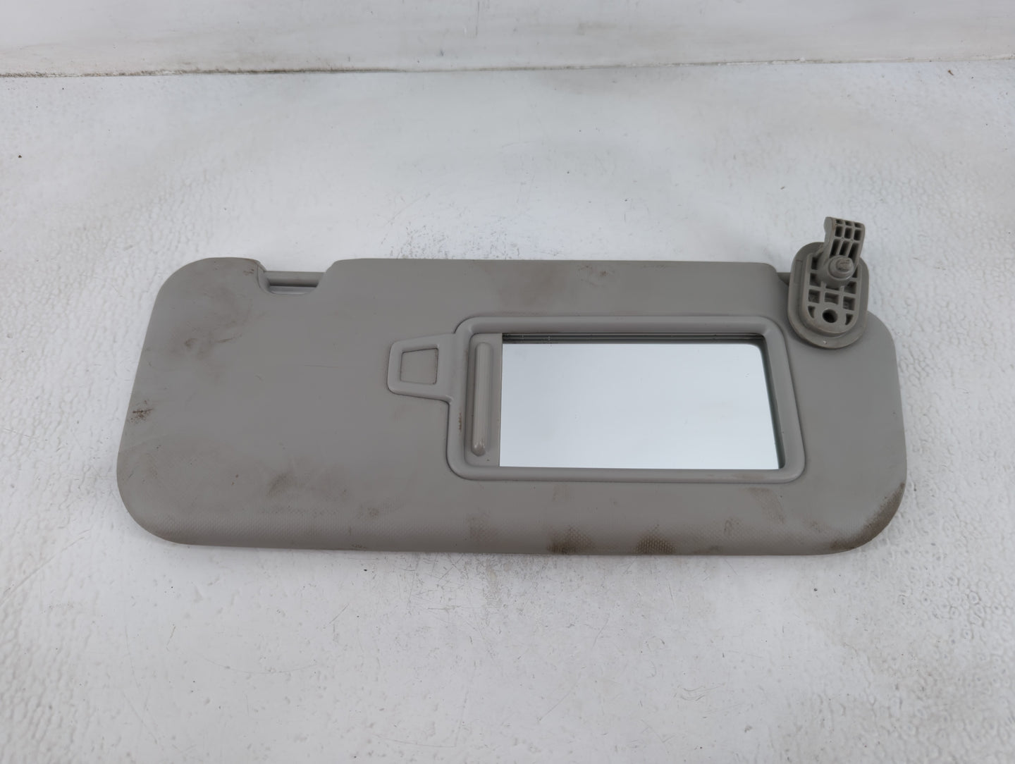 2018-2020 Kia Rio Sun Visor Shade Replacement Passenger Right Mirror Fits Fits 2018 2019 2020 2021 2022 OEM Used Auto Parts - Oemusedautoparts1.com