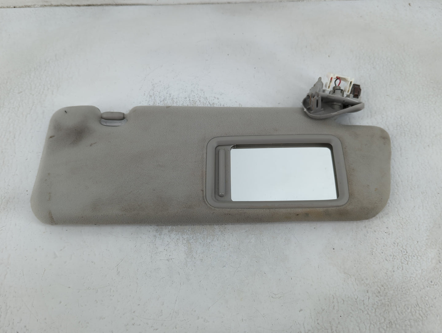 2010-2015 Toyota Prius Sun Visor Shade Replacement Passenger Right Mirror Fits Fits 2010 2011 2012 2013 2014 2015 OEM Used Auto Parts - Oemusedautoparts1.com