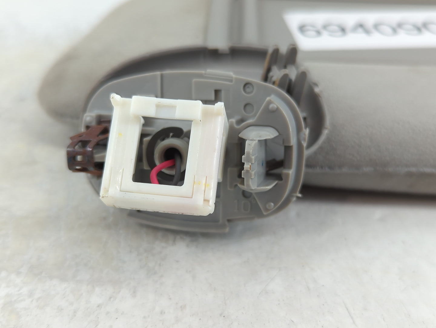 2010-2015 Toyota Prius Sun Visor Shade Replacement Passenger Right Mirror Fits Fits 2010 2011 2012 2013 2014 2015 OEM Used Auto Parts - Oemusedautoparts1.com