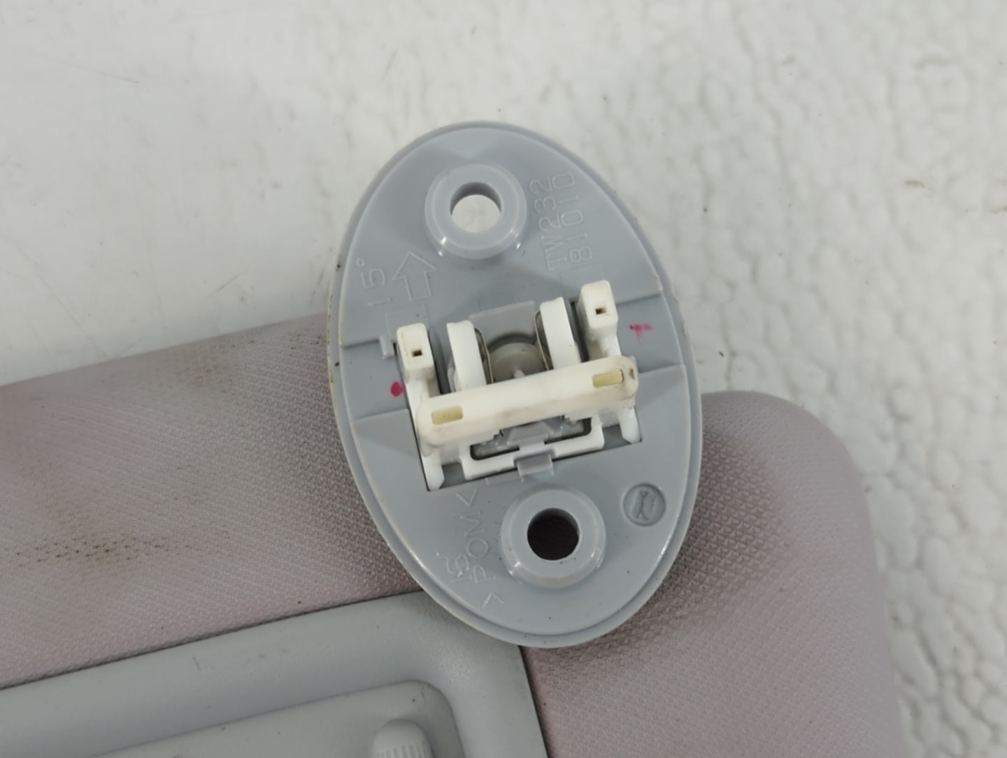 2019-2022 Toyota Prius Sun Visor Shade Replacement Passenger Right Mirror Fits Fits 2019 2020 2021 2022 OEM Used Auto Parts - Oemusedautoparts1.com