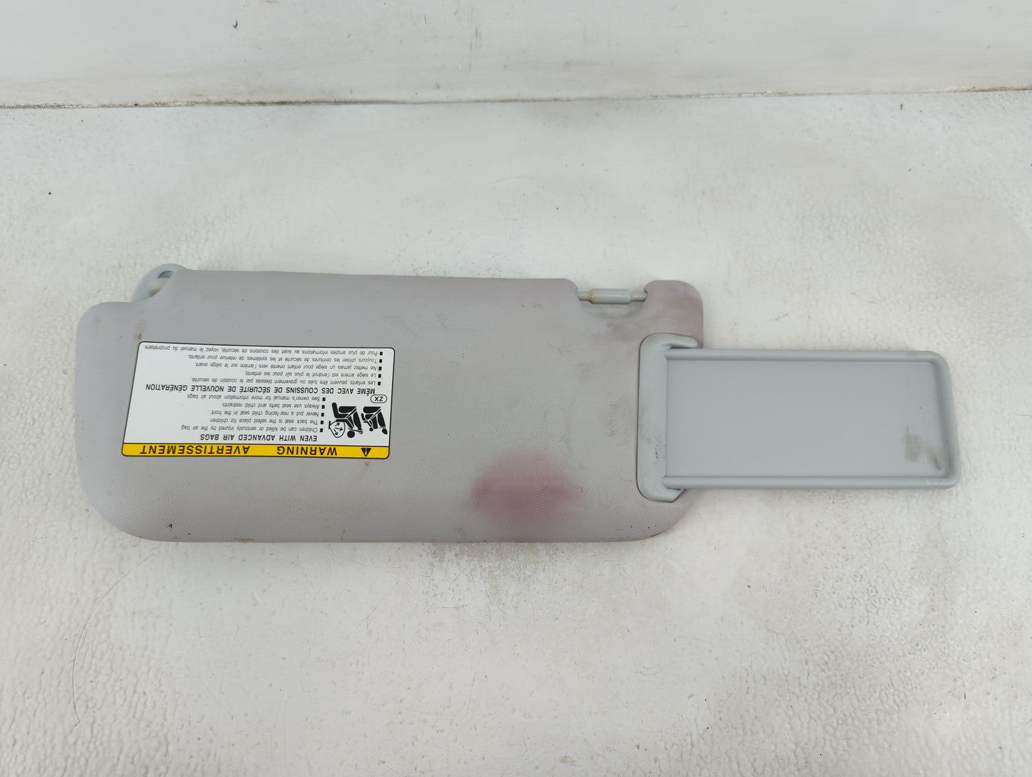 2019-2022 Toyota Prius Sun Visor Shade Replacement Passenger Right Mirror Fits Fits 2019 2020 2021 2022 OEM Used Auto Parts - Oemusedautoparts1.com