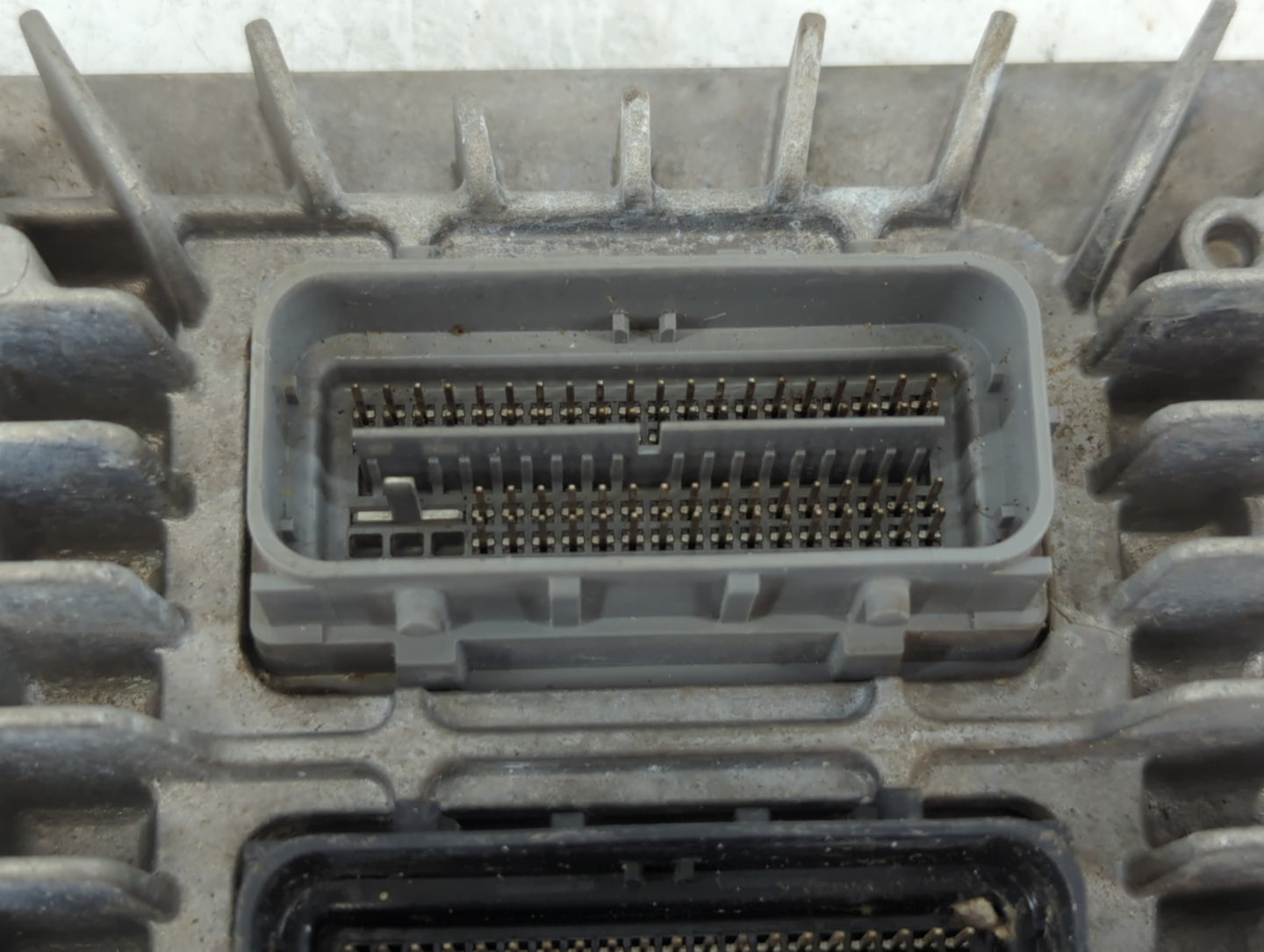 2013-2016 Chevrolet Malibu PCM Engine Control Computer ECU ECM PCU OEM P/N:12664220 Fits Fits 2013 2014 2015 2016 OEM Used Auto Parts - Oemusedautoparts1.com