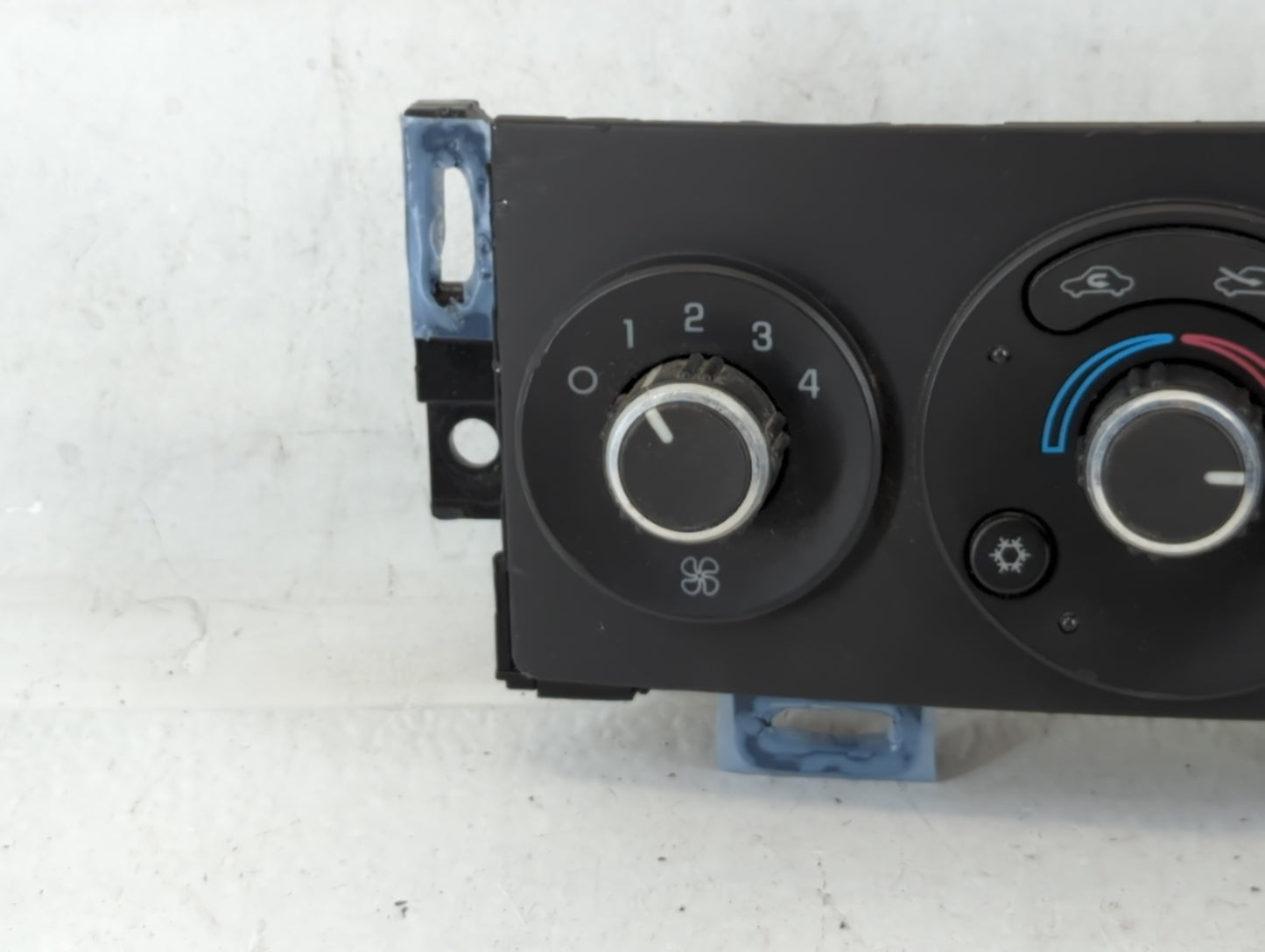 2000-2005 Toyota Echo Climate Control Module Temperature AC/Heater Replacement P/N:10383535 52411187 Fits OEM Used Auto Parts - Oemusedautoparts1.com