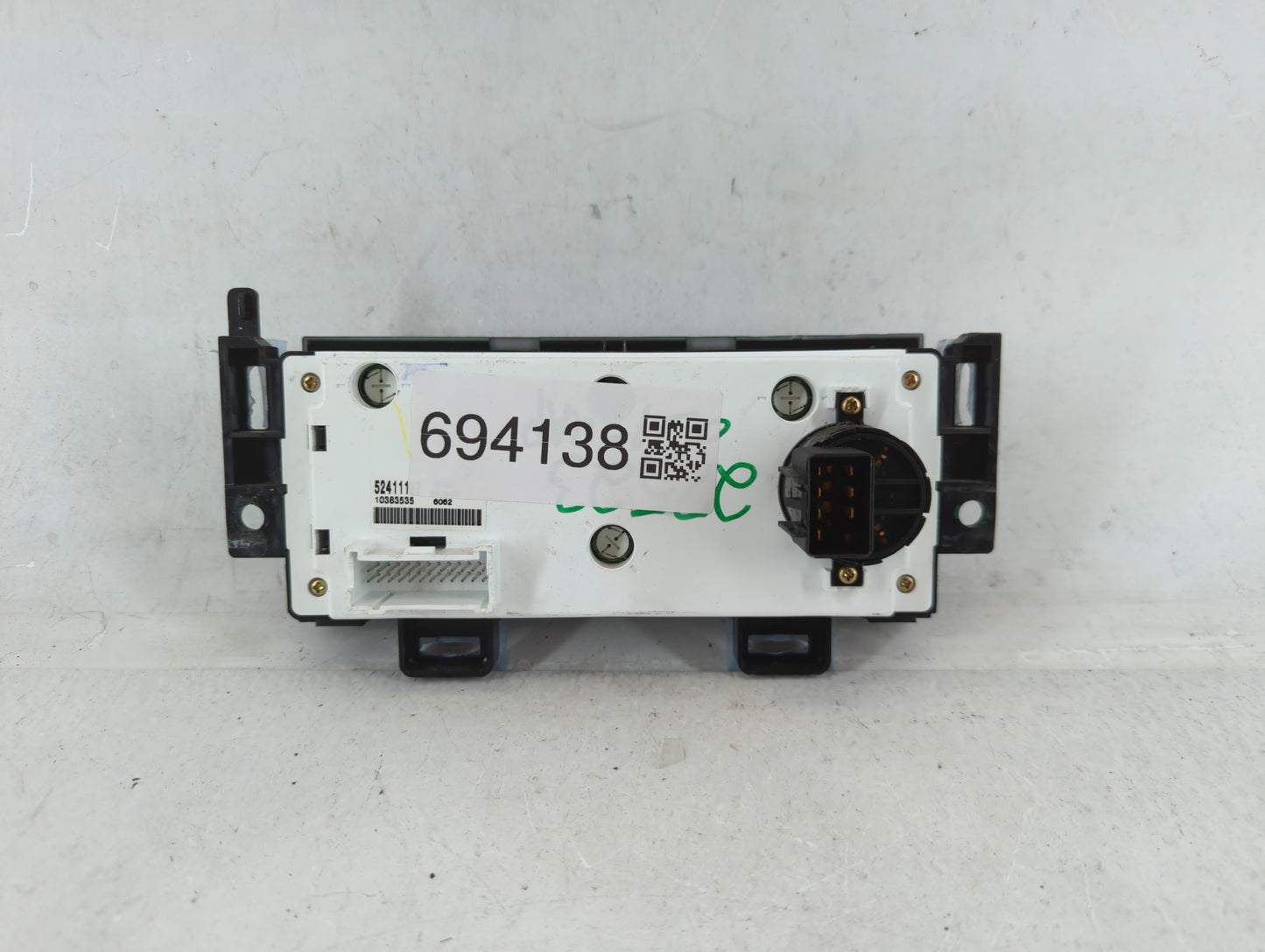 2000-2005 Toyota Echo Climate Control Module Temperature AC/Heater Replacement P/N:10383535 52411187 Fits OEM Used Auto Parts - Oemusedautoparts1.com