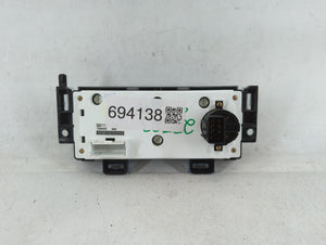 2000-2005 Toyota Echo Climate Control Module Temperature AC/Heater Replacement P/N:10383535 52411187 Fits OEM Used Auto Parts