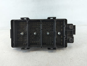 2009-2012 Chevrolet Malibu Fusebox Fuse Box Panel Relay Module P/N:20822695 Fits Fits 2009 2010 2011 2012 OEM Used Auto Parts