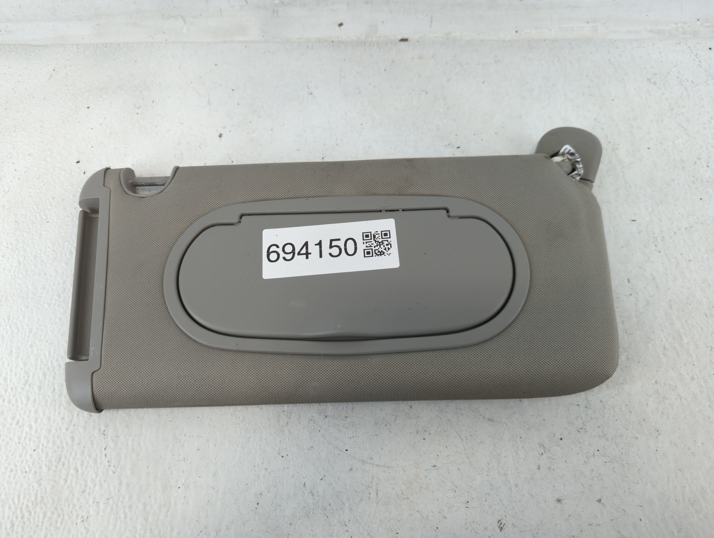 2000-2005 Toyota Echo Sun Visor Shade Replacement Passenger Right Mirror Fits Fits 2000 2001 2002 2003 2004 2005 OEM Used Auto Parts - Oemusedautoparts1.com