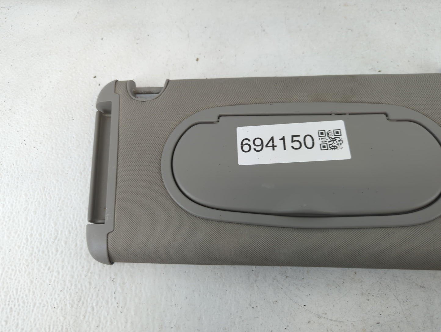 2000-2005 Toyota Echo Sun Visor Shade Replacement Passenger Right Mirror Fits Fits 2000 2001 2002 2003 2004 2005 OEM Used Auto Parts - Oemusedautoparts1.com