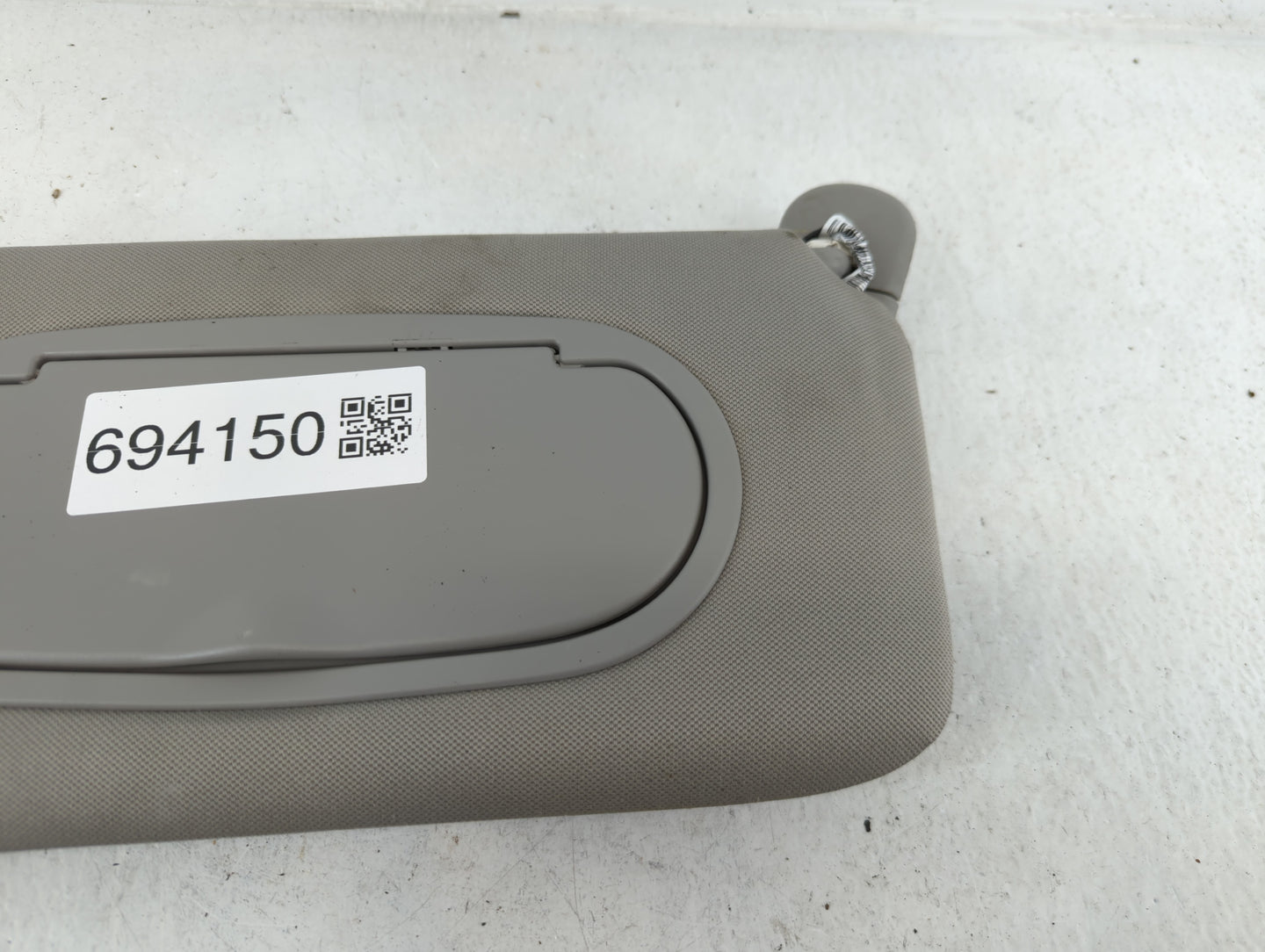 2000-2005 Toyota Echo Sun Visor Shade Replacement Passenger Right Mirror Fits Fits 2000 2001 2002 2003 2004 2005 OEM Used Auto Parts - Oemusedautoparts1.com