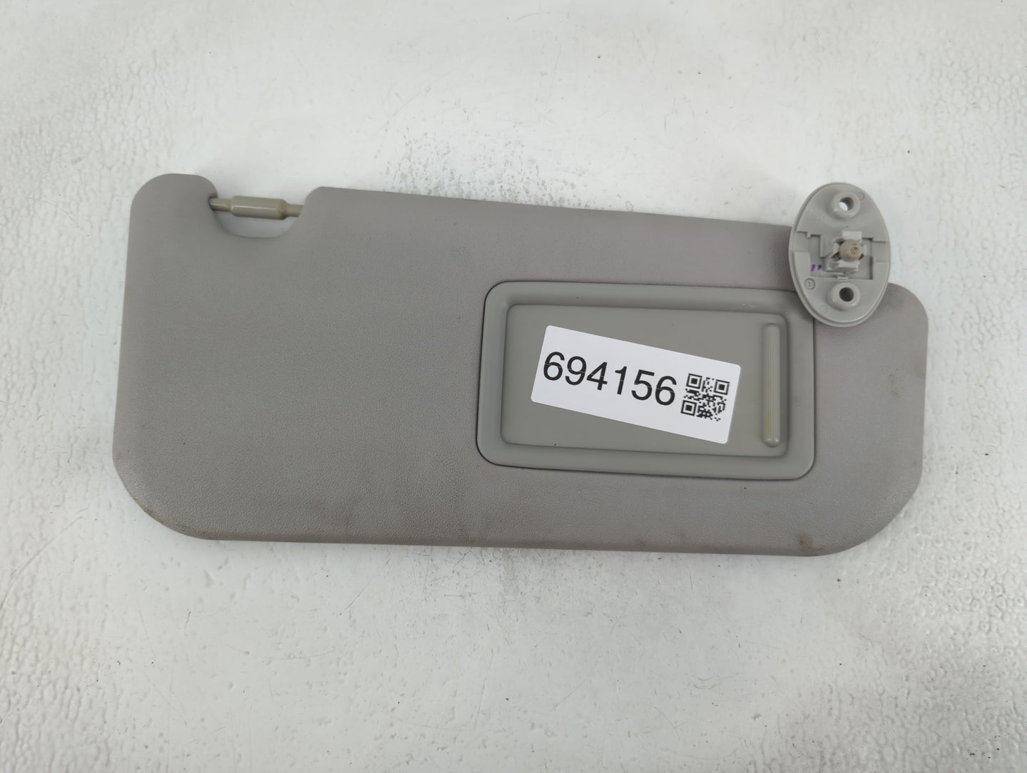 2020-2022 Toyota C-Hr Sun Visor Shade Replacement Passenger Right Mirror Fits Fits 2020 2021 2022 OEM Used Auto Parts - Oemusedautoparts1.com