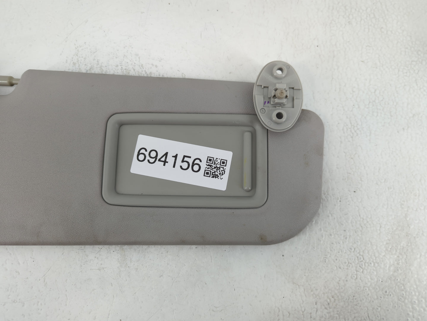 2020-2022 Toyota C-Hr Sun Visor Shade Replacement Passenger Right Mirror Fits Fits 2020 2021 2022 OEM Used Auto Parts - Oemusedautoparts1.com