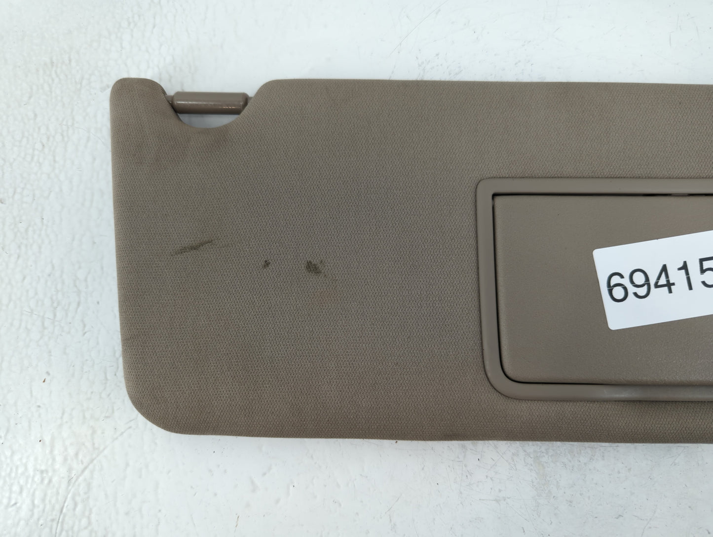 2016-2022 Honda Pilot Sun Visor Shade Replacement Passenger Right Mirror Fits Fits 2016 2017 2018 2019 2020 2021 2022 OEM Used Auto Parts - Oemusedautoparts1.com