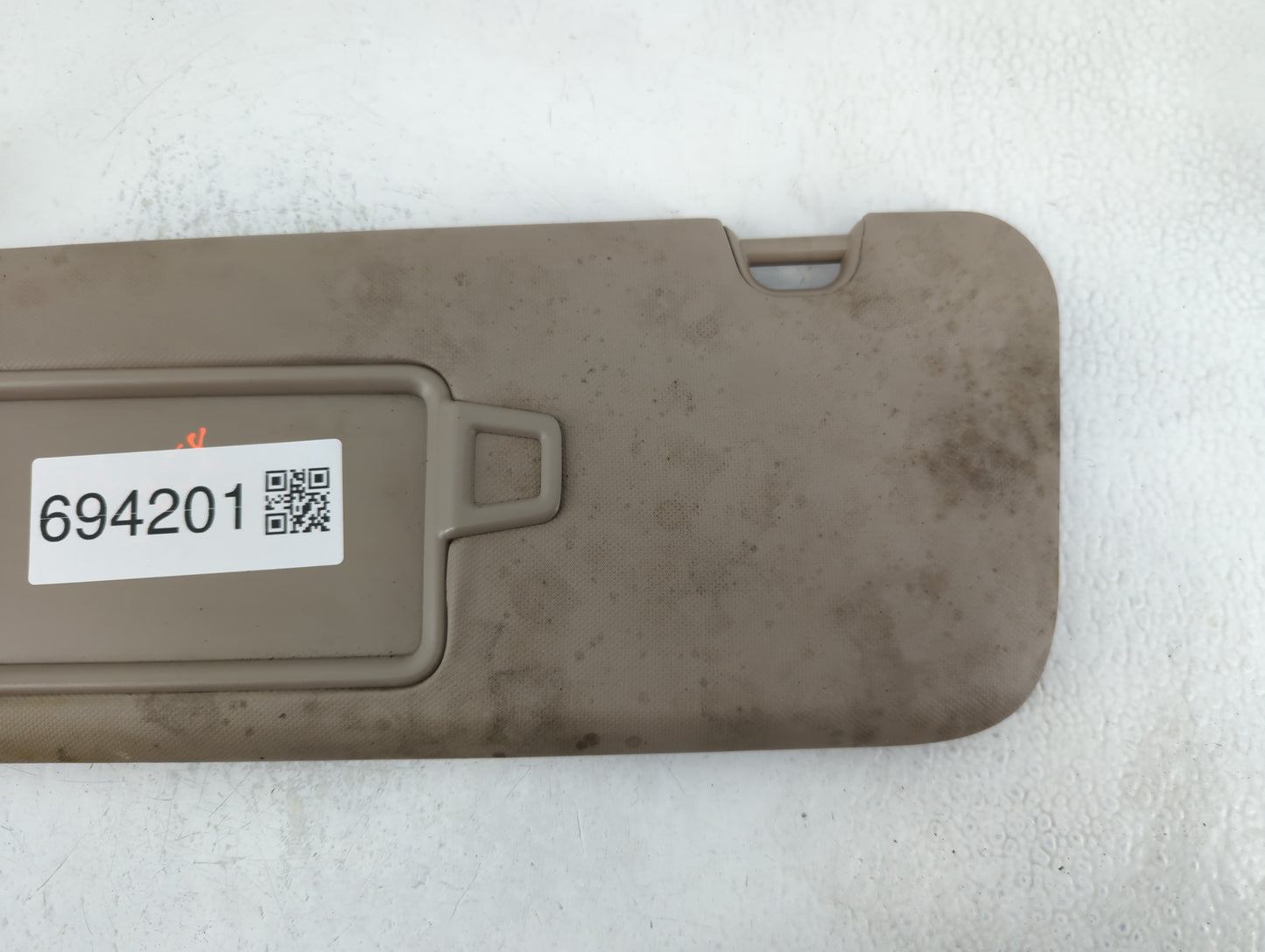 2017-2020 Hyundai Elantra Sun Visor Shade Replacement Driver Left Mirror Fits Fits 2017 2018 2019 2020 OEM Used Auto Parts - Oemusedautoparts1.com