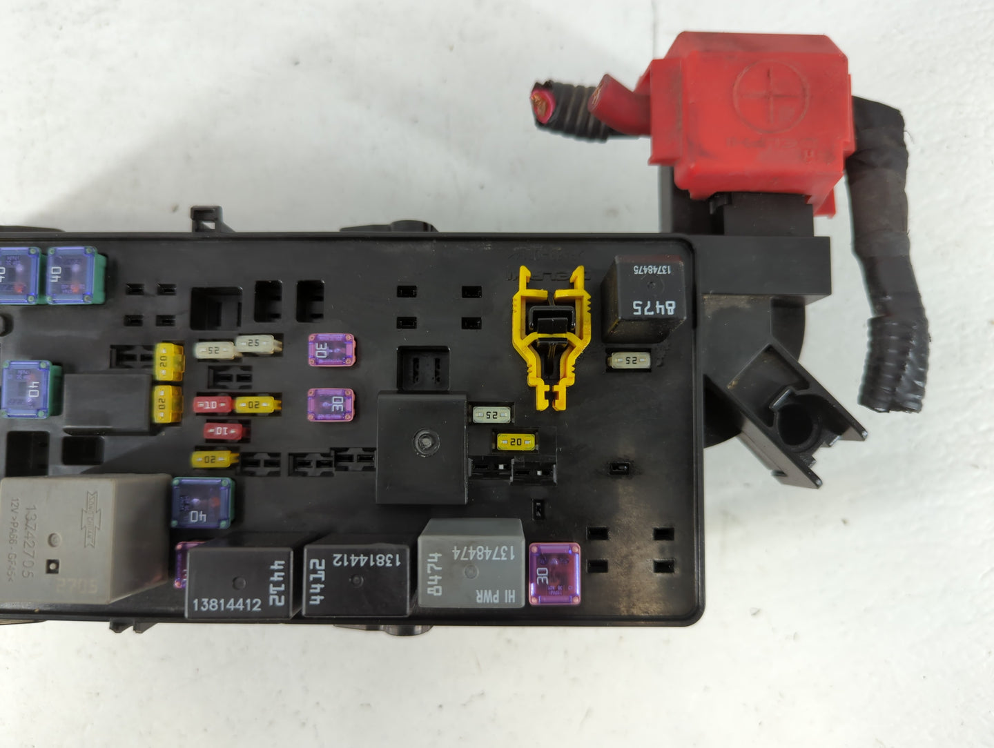 2015-2022 Nissan Pathfinder Fusebox Fuse Box Panel Relay Module P/N:68143314AE Fits Fits 2015 2016 2017 2018 2019 2020 2022 OEM Used Auto Parts - Oemusedautoparts1.com