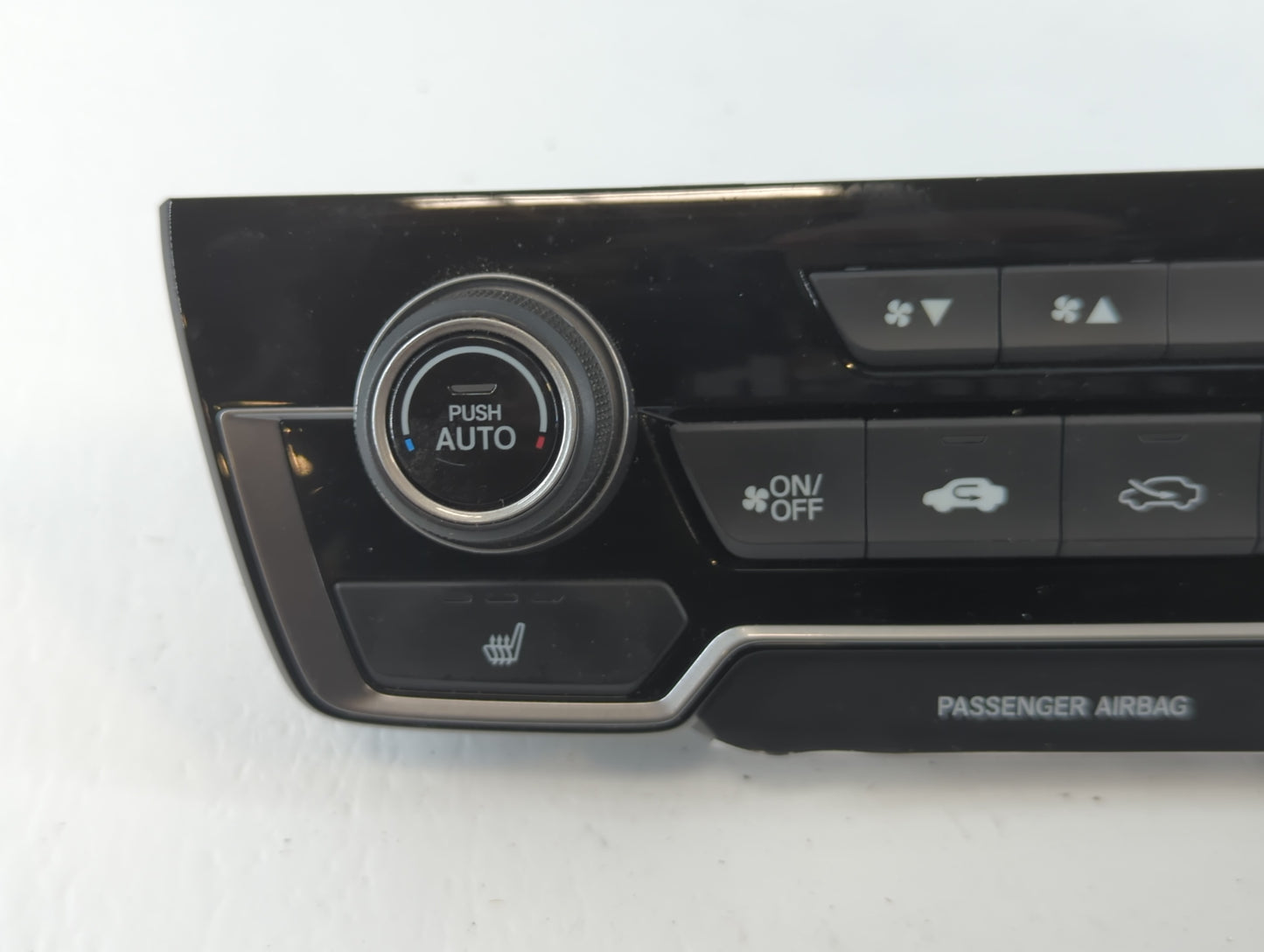 2017-2022 Honda Cr-V Climate Control Module Temperature AC/Heater Replacement P/N:07818013619 NH900L Fits OEM Used Auto Parts - Oemusedautoparts1.com