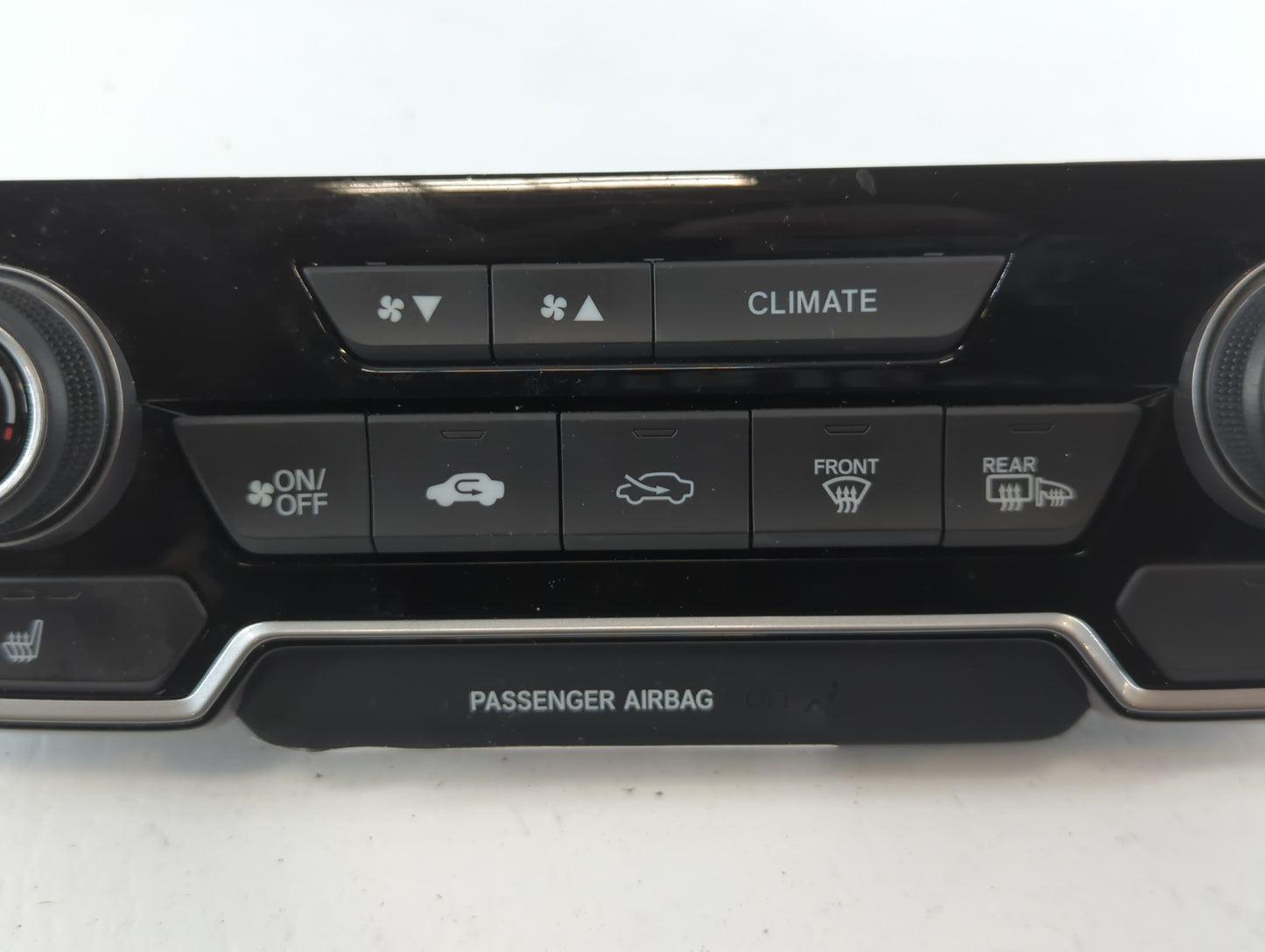 2017-2022 Honda Cr-V Climate Control Module Temperature AC/Heater Replacement P/N:07818013619 NH900L Fits OEM Used Auto Parts - Oemusedautoparts1.com