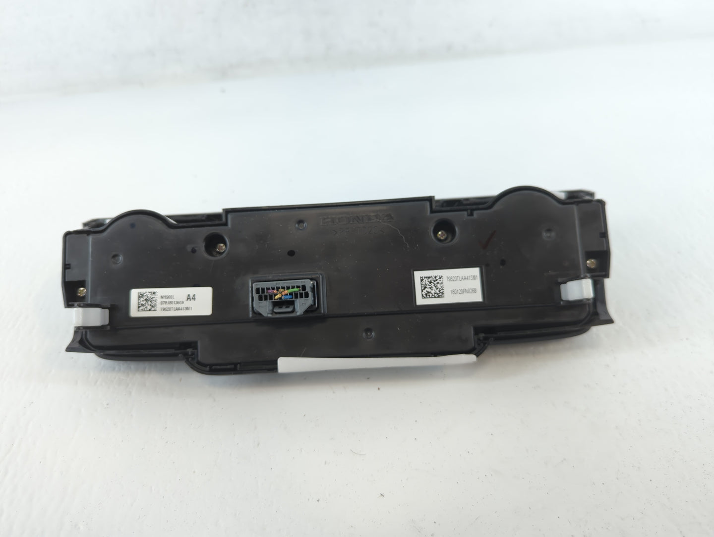 2017-2022 Honda Cr-V Climate Control Module Temperature AC/Heater Replacement P/N:07818013619 NH900L Fits OEM Used Auto Parts - Oemusedautoparts1.com