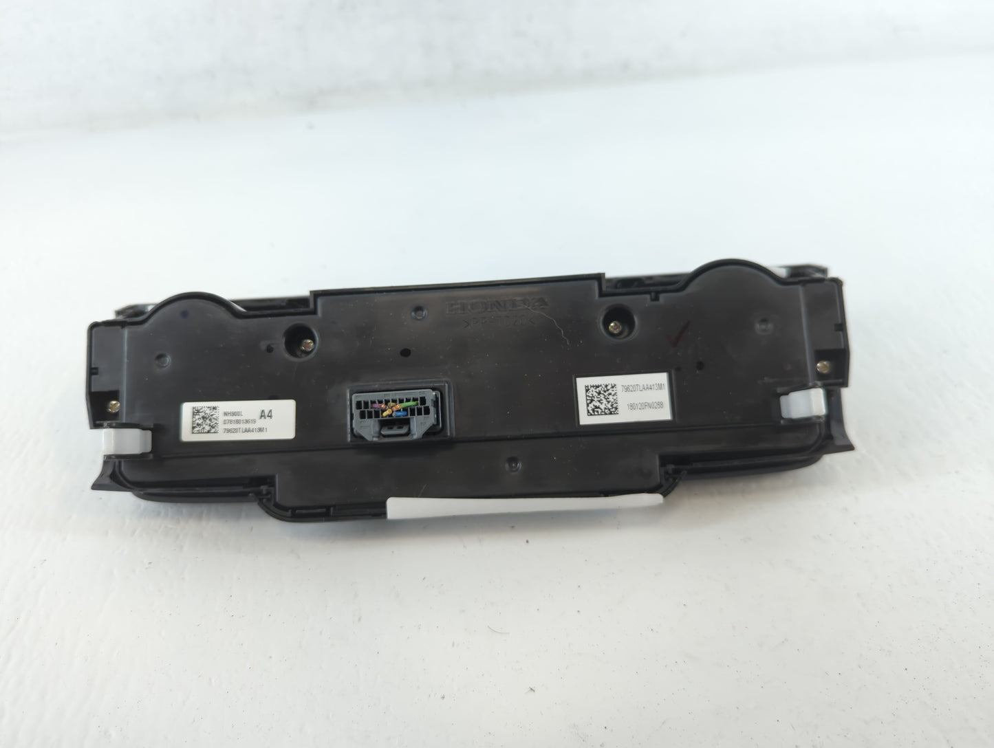 2017-2022 Honda Cr-V Climate Control Module Temperature AC/Heater Replacement P/N:07818013619 NH900L Fits OEM Used Auto Parts - Oemusedautoparts1.com
