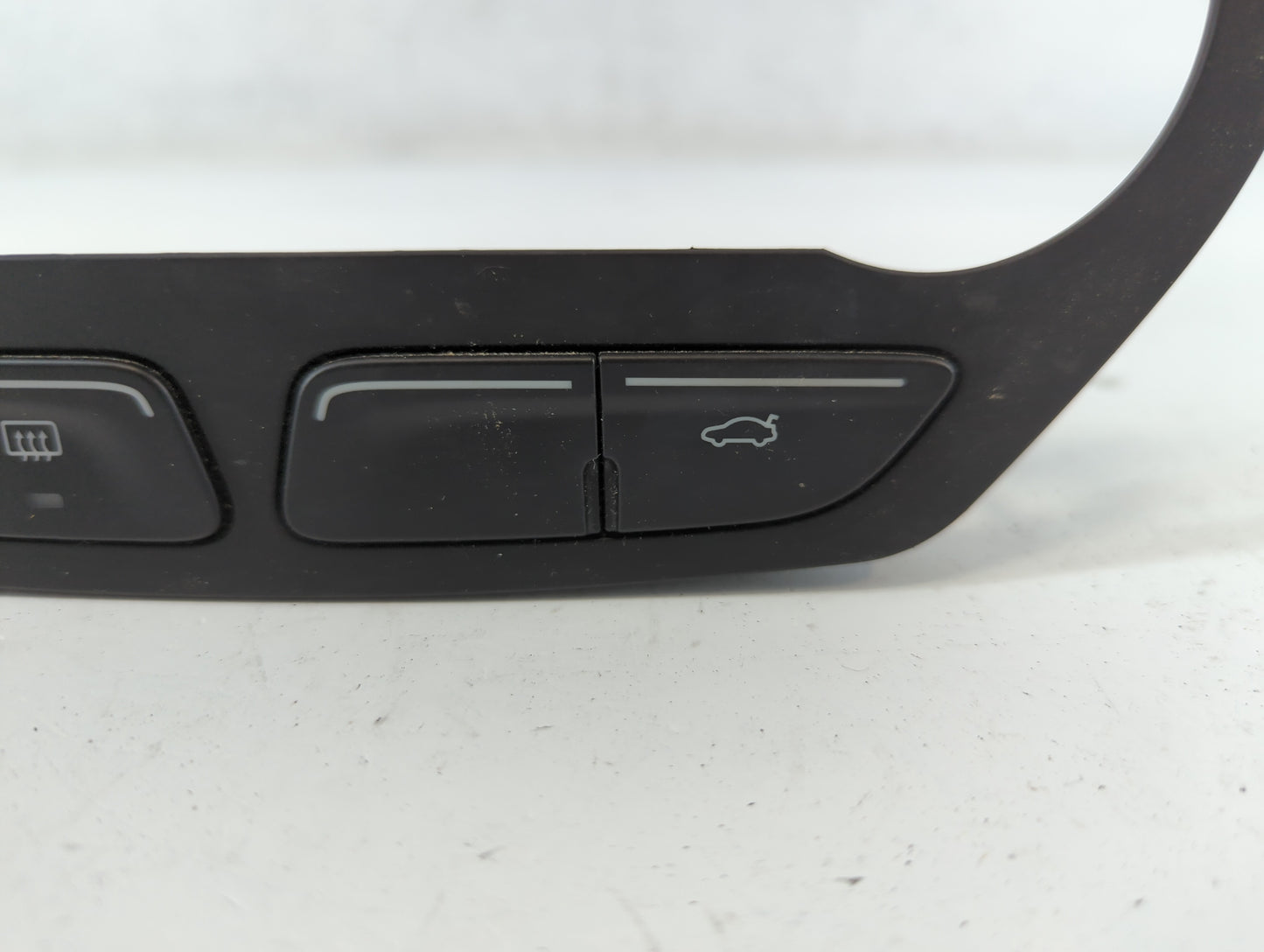 2013-2016 Ford Escape Climate Control Module Temperature AC/Heater Replacement P/N:CJ54-18522-BE Fits Fits 2013 2014 2015 2016 OEM Used Auto Parts - Oemusedautoparts1.com